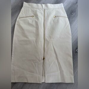 Banana Republic Cream Skirt with Gold Zippers Size 8
